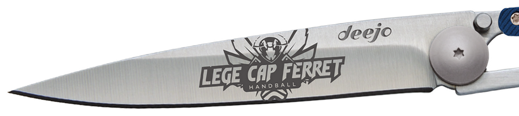 Lège Cap Ferret Handball — zoom sur la lame gravée