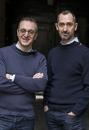 5603_309x450-cadeaux-deejo-est-ne-de-notre-envie-de-redonner-de-l-elegance-a-un-geste-desuet-celui-dutiliser-un-couteau-de-poche-au-quotidien