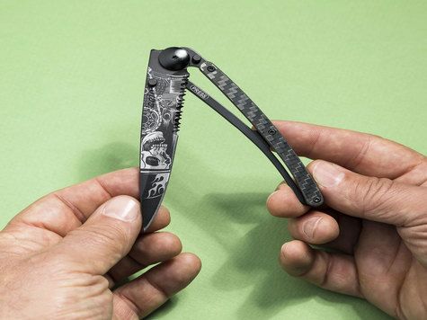 Deejo Serrated 37g, Fibre de carbone / Ride or Die