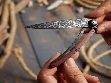 Deejo 37g, Bois corail / Pieuvre