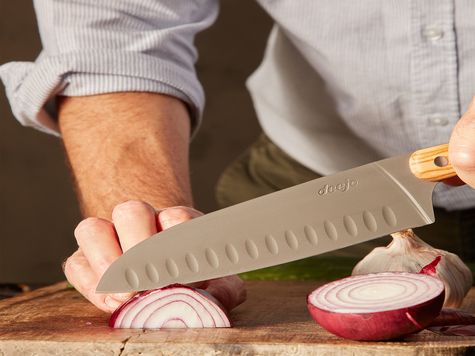 Deejo Sankai, Olivier